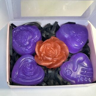 VALENTINE'S 5 PIECE HEARTS AND FLOWERS GIFT BOX